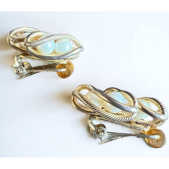 Hobe Clip On Earrings Gold Tone Pearl Twisted Cage - Picture 3 of 11